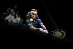 （外代二线）（32）网球——巴黎大师赛：谢尔顿晋级八强