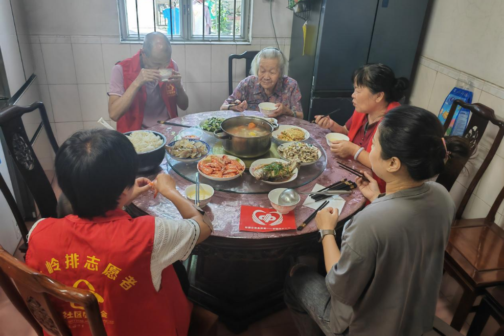 打造家门口幸福圈!大浪街道银龄互助让社区养老更有温度