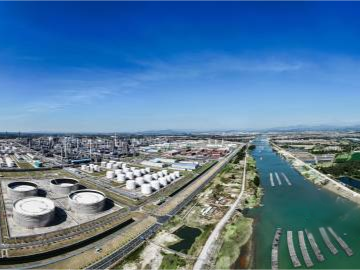 产业赋能向海图强:媒体采风见证揭阳万亿级石化集群迈出坚实步伐