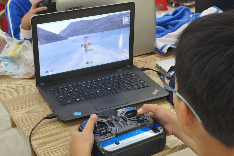 为童年插上AI与无人机双翼！宝安松岗朗下社区科学启蒙行动圆满收官