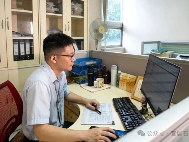 才聚石龙 星光熠熠！12年职场进阶，90后本土青年与家乡共绘 “未来蓝图”