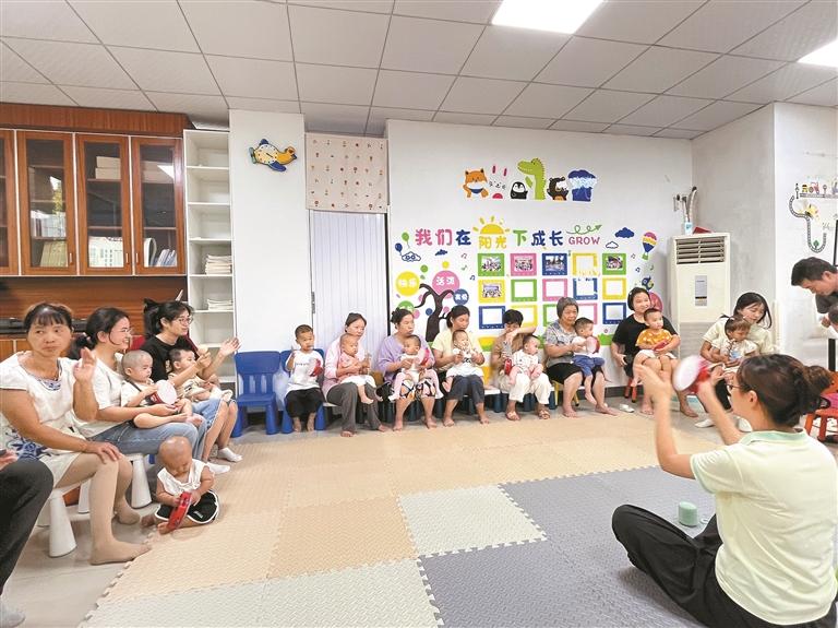 石围社区推出公益托育服务