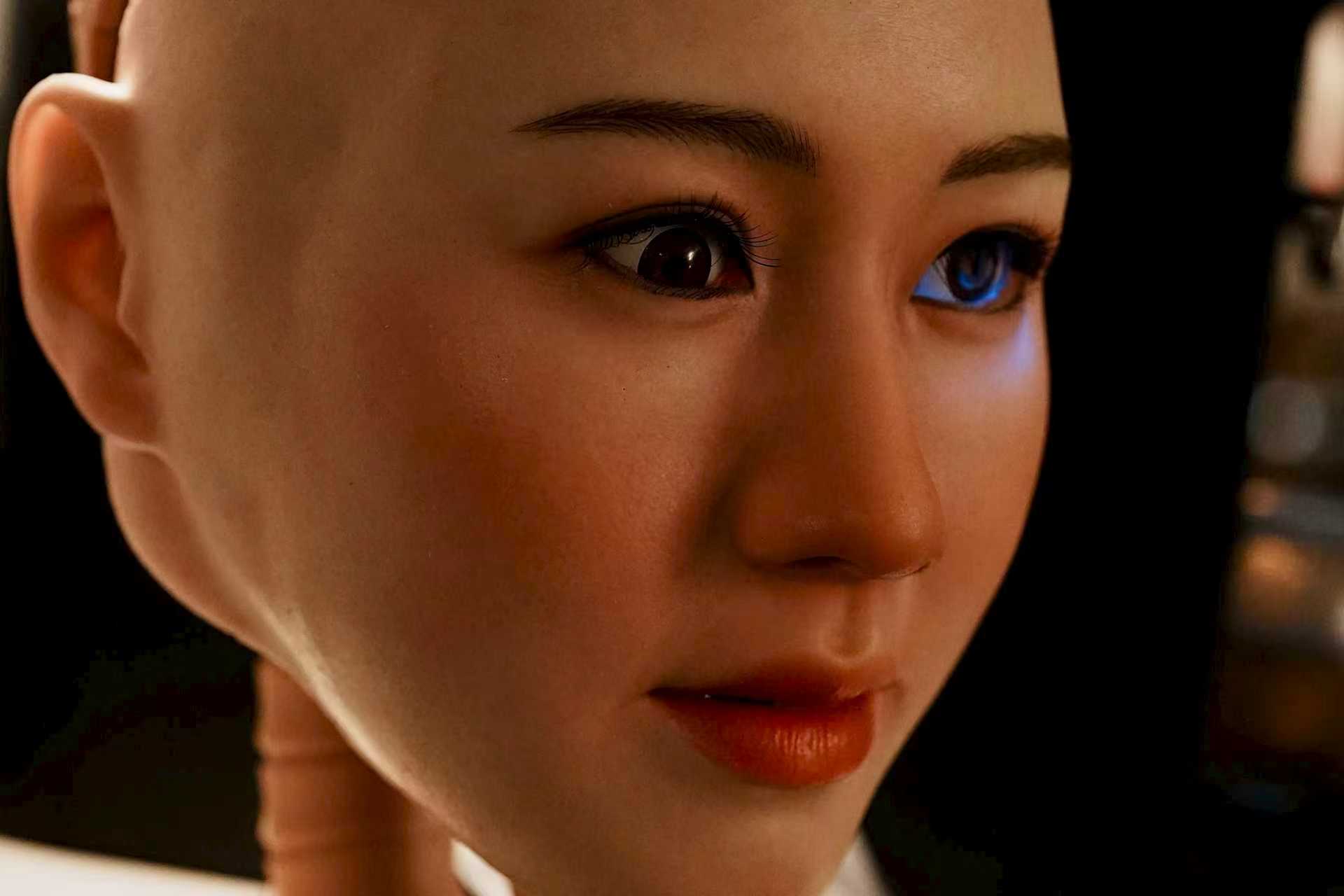 呈现人工智能的艺术探索!深圳艺术家江中靖个展亮相英国