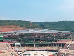 西安东站站房主体结构完工