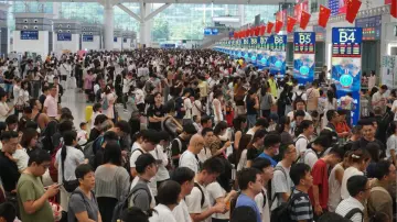 预计超100万人次！深圳铁路迎客流高峰