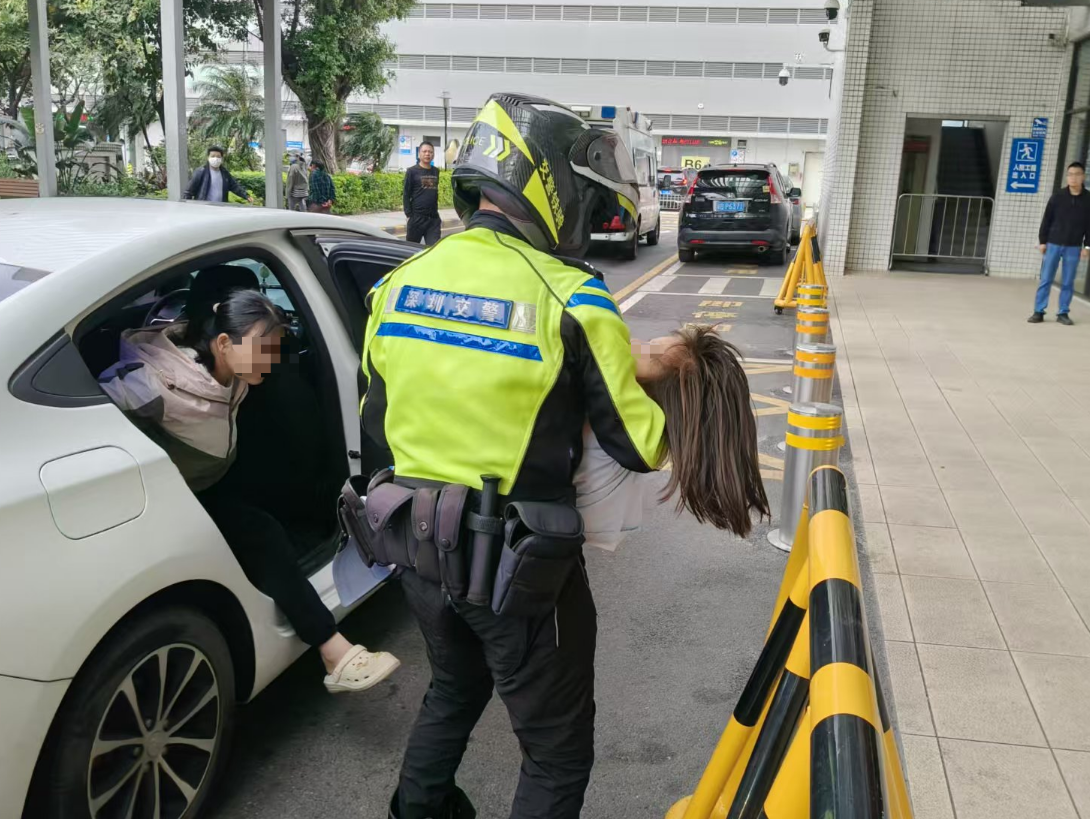 警民同心为生命让行！龙岗交警护航昏迷女童快速就医