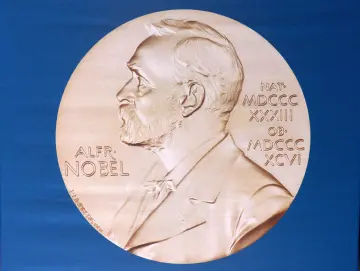 诺贝尔经济学奖揭晓：3名经济学家获奖，表彰其“对创新驱动型经济增长的阐释”