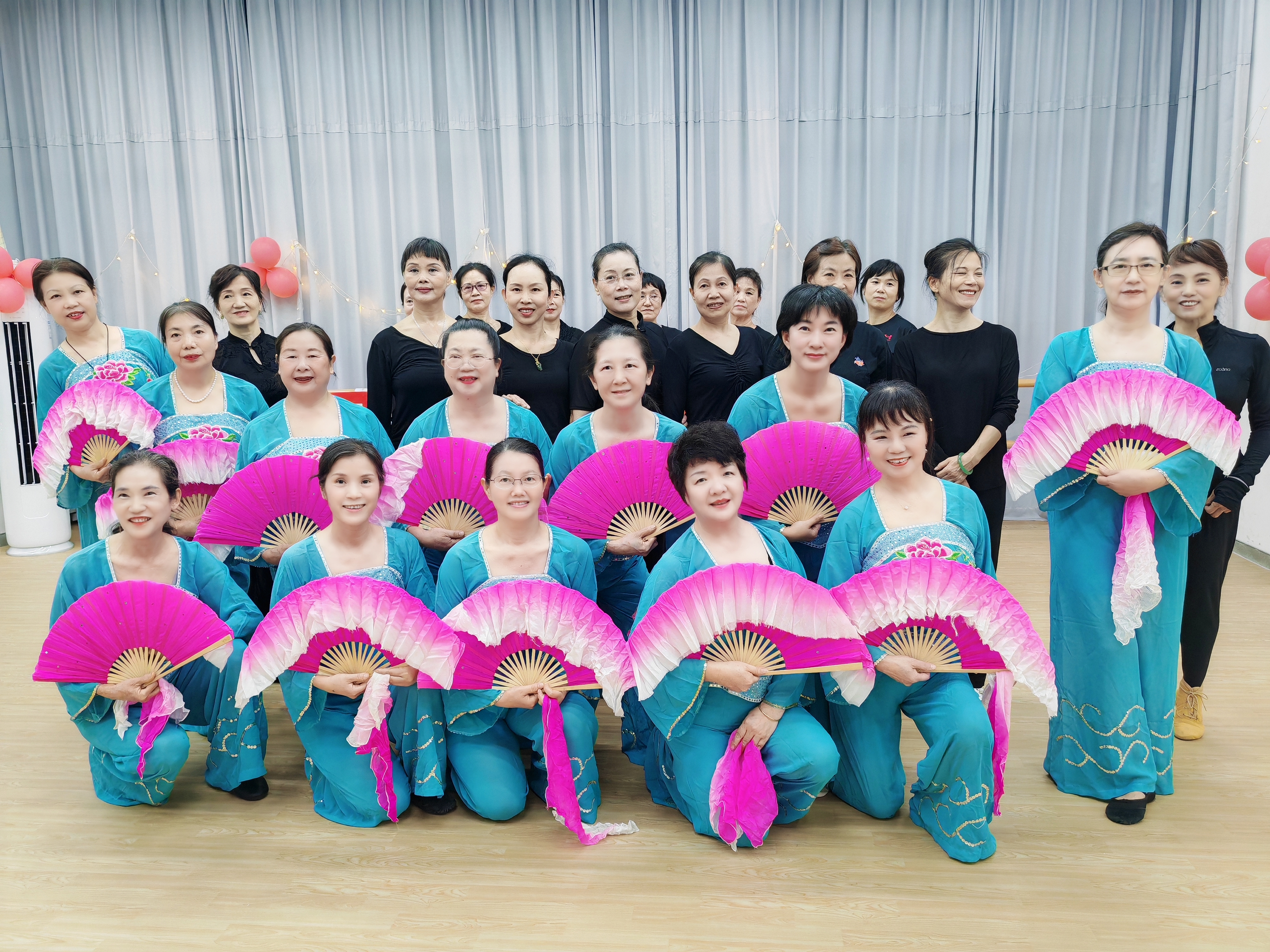 桃花园社区第四届民微舞蹈项目圆满收官