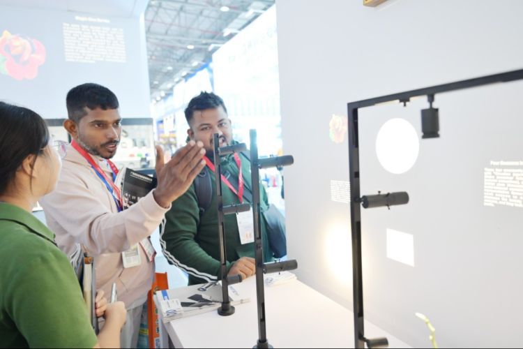 第33届古镇灯博会收官，近16万人次观展