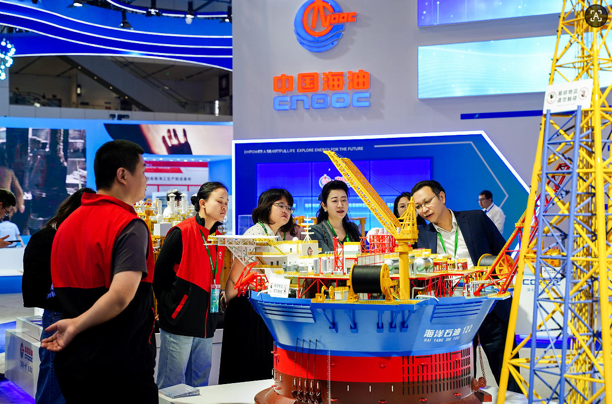 大国重器震撼!“深水舰队”中国海油连续六届亮相中国海博会