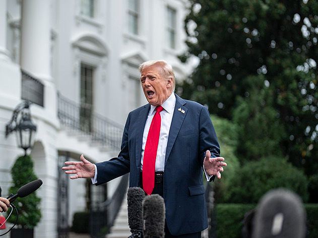 特朗普向国会提交机密通知：美国正与贩毒集团处于“武装冲突”状态