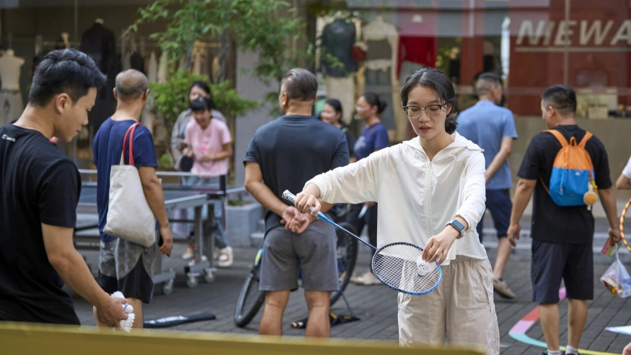 点燃职工运动热情！西乡街道总工会举办“星动全运 夜FUN嘉年华”活动