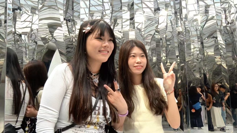 港澳学子走进深圳地标 “逐光追影”