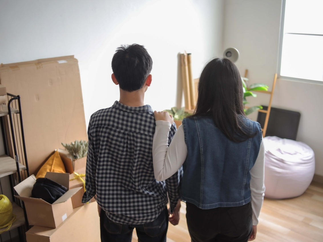 情侣分手请求分割同居财产，同居析产与离婚分产有何区别？