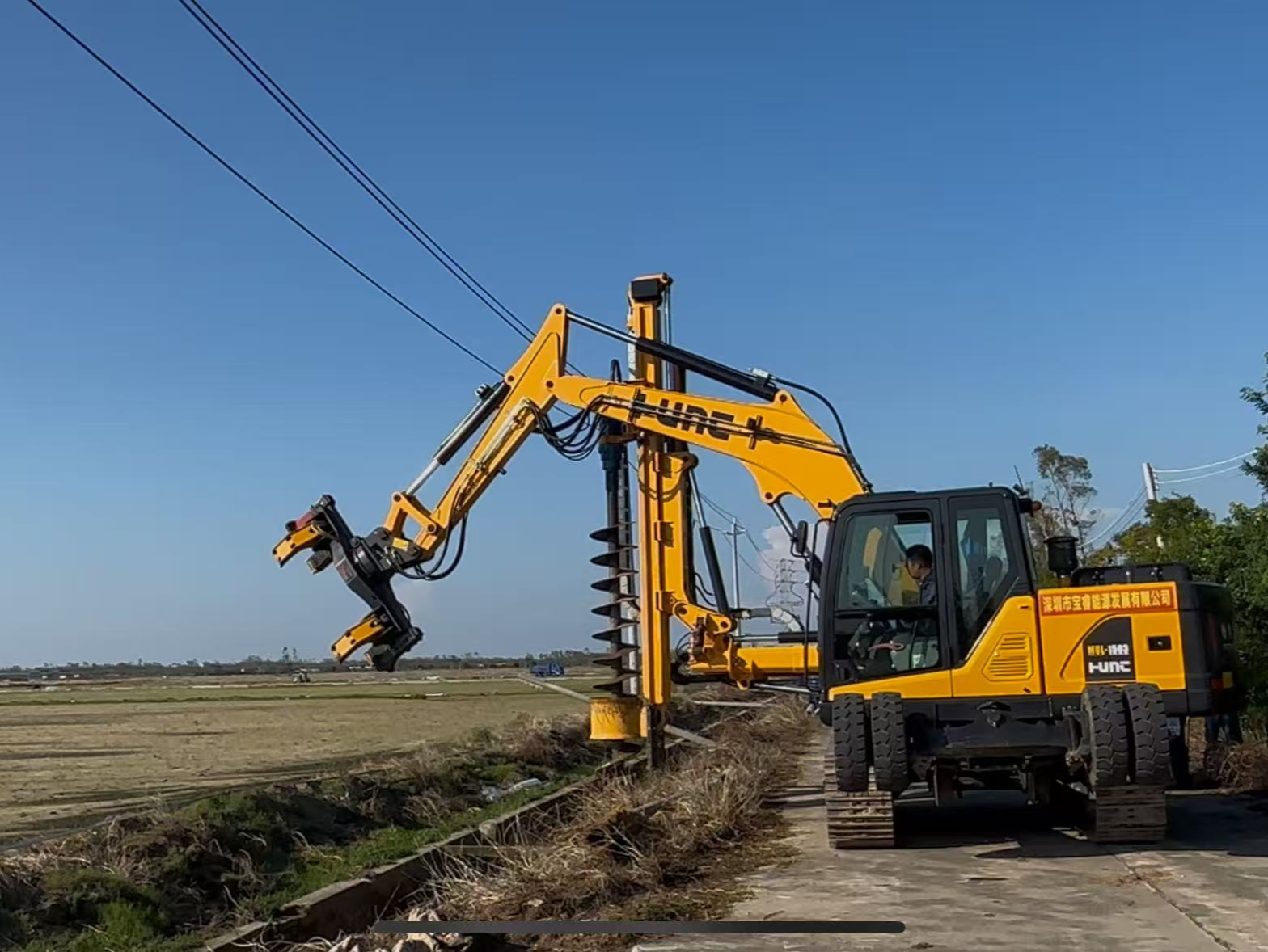 深圳供电局助力湛江全面恢复受影响用户供电