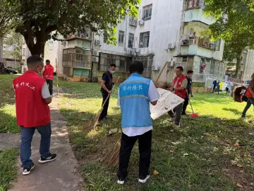 翠竹社区:三方联动清积水 筑牢防蚊“安全网”