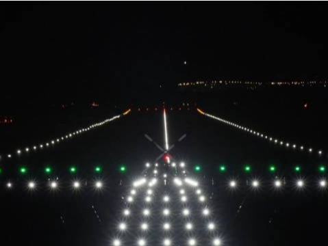 首次亮灯!广州白云机场第五跑道正式投运