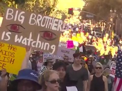 美国多地举行示威抗议 反对政府多项政策