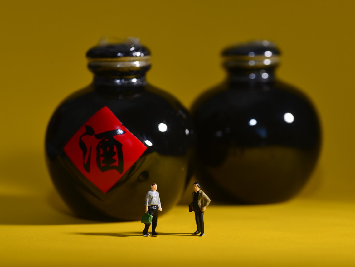 行业承压，白酒企业“换帅求变”？