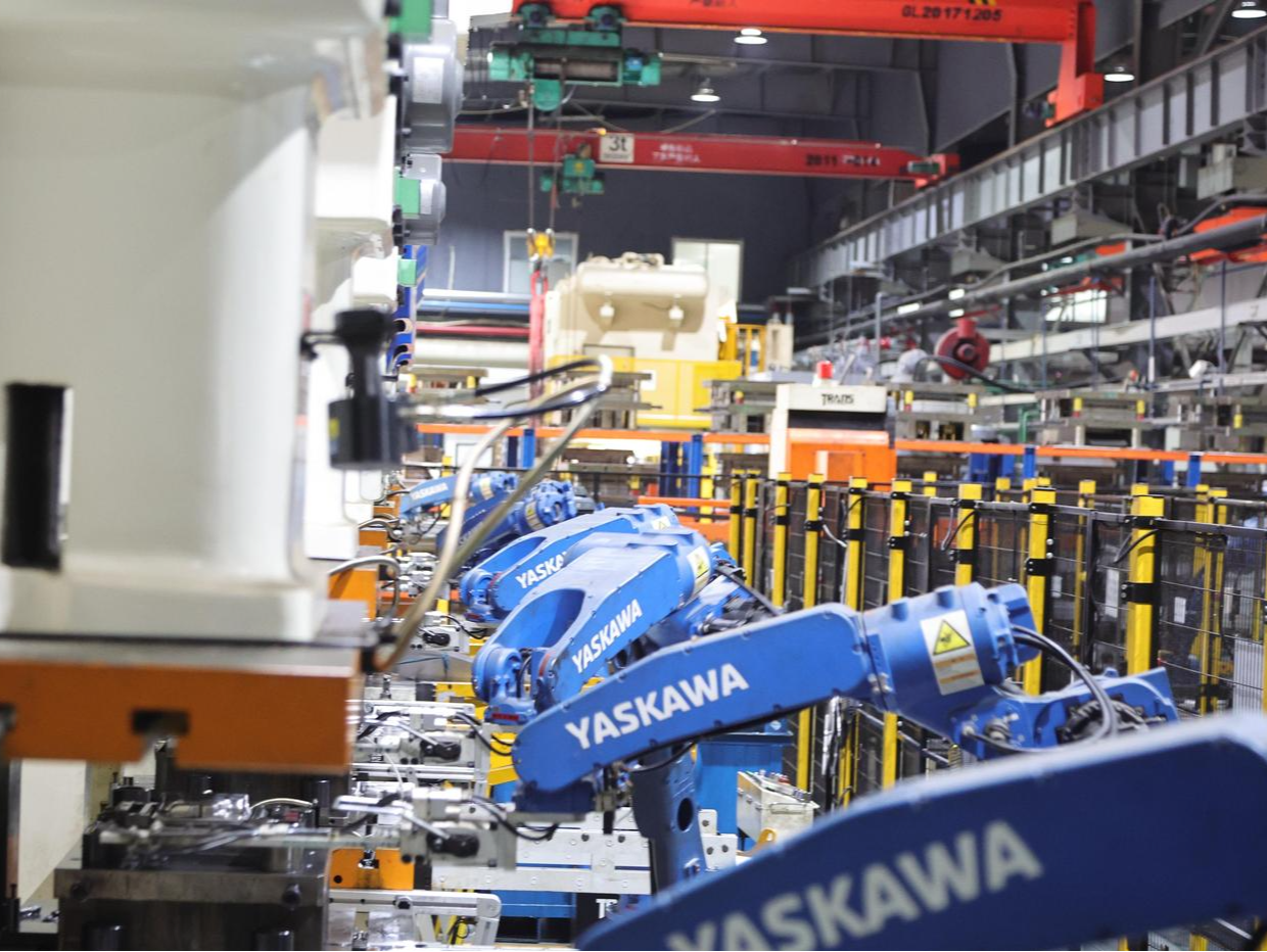 2025全国地方媒体总编辑看无锡|探访无锡微研精工:以“智改数转”破题新质生产力