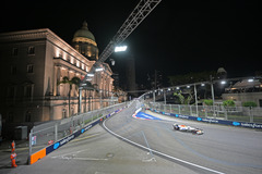 （体育）（6）赛车——F1新加坡大奖赛：第二场练习赛赛况
