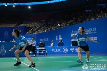 十五运羽毛球群众项目收官!金牌珍贵,冠军“有点激动”