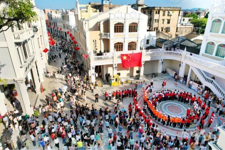 歌声嘹亮！孙文西路上“歌唱祖国”红歌快闪燃爆了