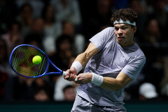 （外代二线）（6）网球——巴黎大师赛：谢尔顿晋级八强