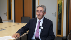 南方中心执行主任科雷亚：美国的单边主义严重破坏全球贸易体系