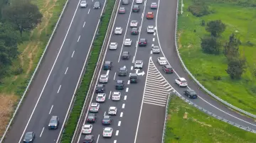 前方堵“红”怎么办？自驾返程必看→