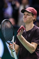 （外代二线）（31）网球——巴黎大师赛：辛纳晋级八强