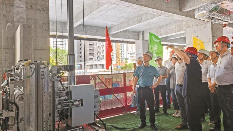 宝安区建筑工务署深化政府重点项目“数智建造”新实践