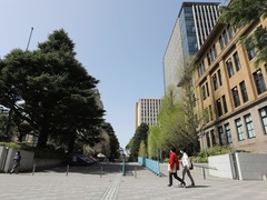 鼓励学生深造 日本拟设大学本硕“五年一贯制”