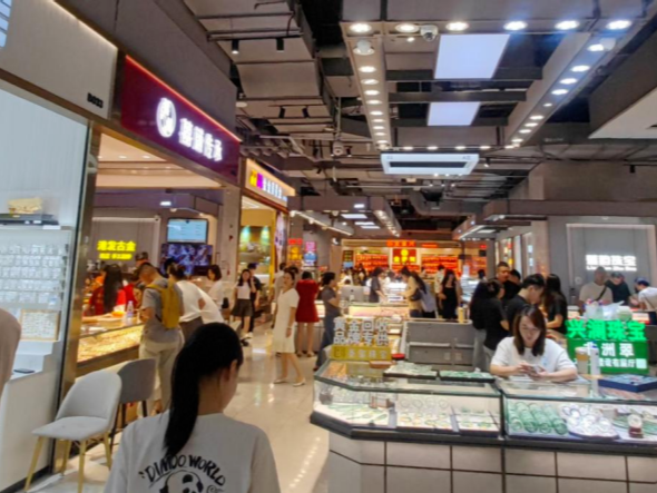 见证历史！金价，新纪录！商家：“不敢轻易增加库存”