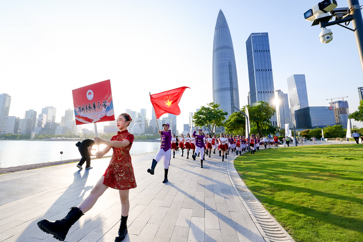 水库少年之声奏唱中美友谊华章