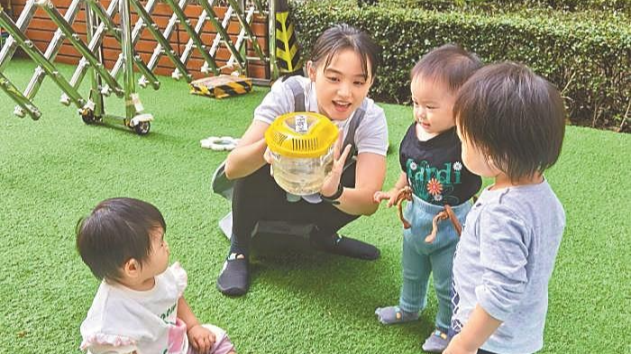 晶报特别报道 | “养老有温度,托育有质量” 托育园和养老院来了00后“班主任”