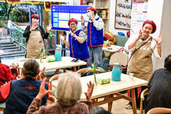 为银发群体点亮微光