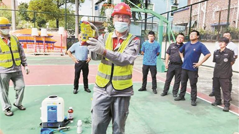 红星社区开展蚊媒消杀专项培训 筑牢基层“两热”防控网