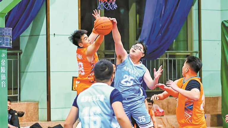 13支队伍角逐“村BA”