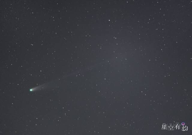 10月20日晚，在北京门头沟区拍摄的莱蒙彗星。（赵忠华 摄）
