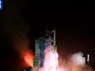 神舟二十一号载人飞船发射升空