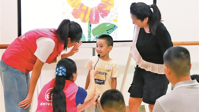 龙华区聚焦社会组织人才“育、留、用”全链条创新推出系列举措