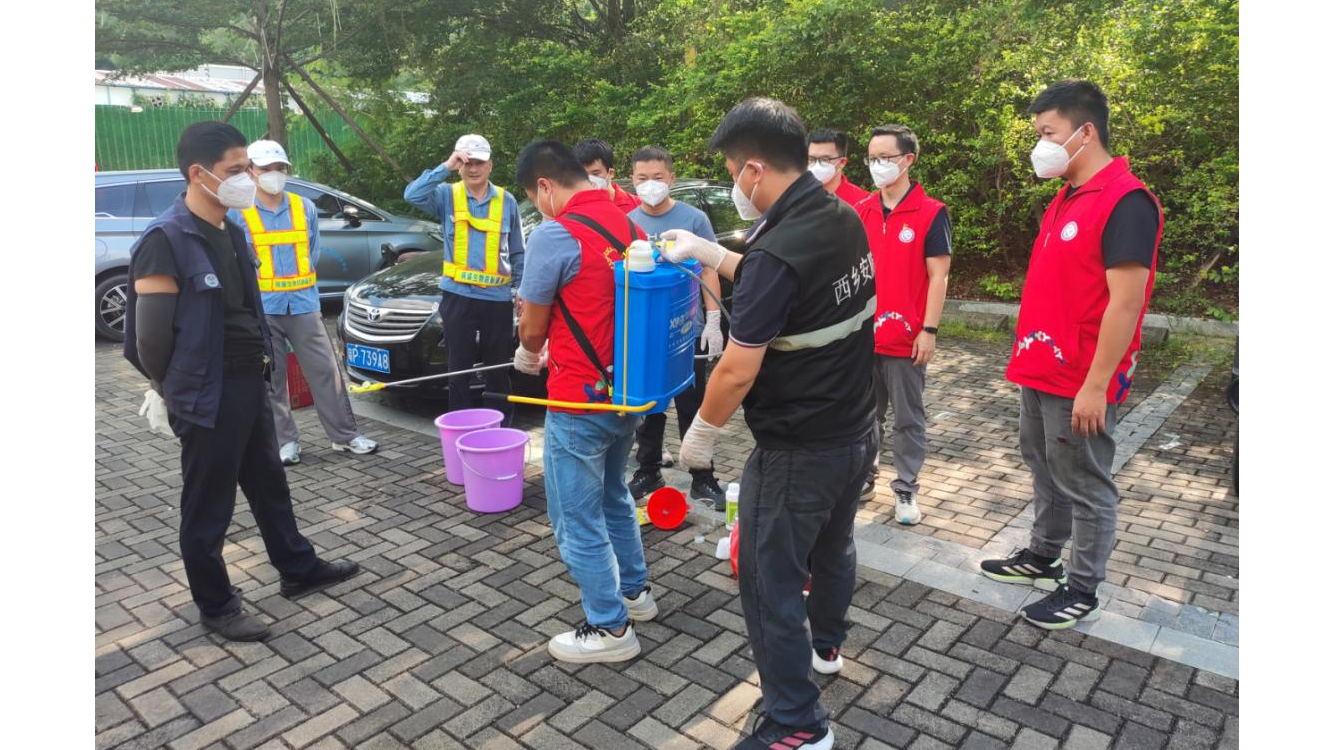 西乡龙腾社区组建应急消杀预备队