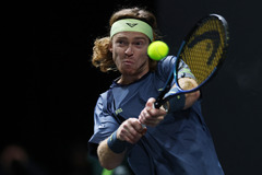 （外代二线）（39）网球——巴黎大师赛：谢尔顿晋级八强