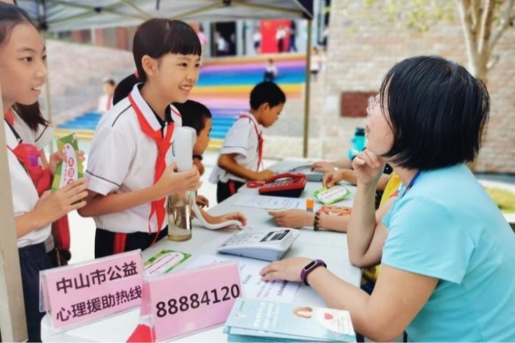 服务市民超2万人次，市第三人民医院已完成100场次心理宣讲