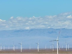 新疆前三季度外送新能源电量增长11.5%