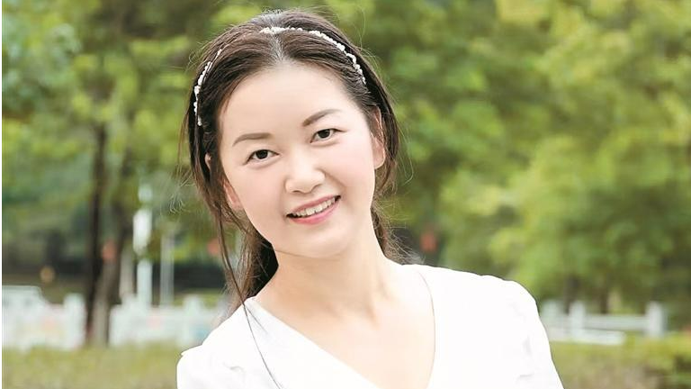 宝安作家赵静散文集《命的门》新书研讨分享会近日举行