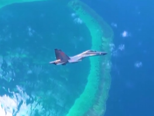 “炸弹卡车”已就位！看歼-16和054A黄岩岛巡逻警戒