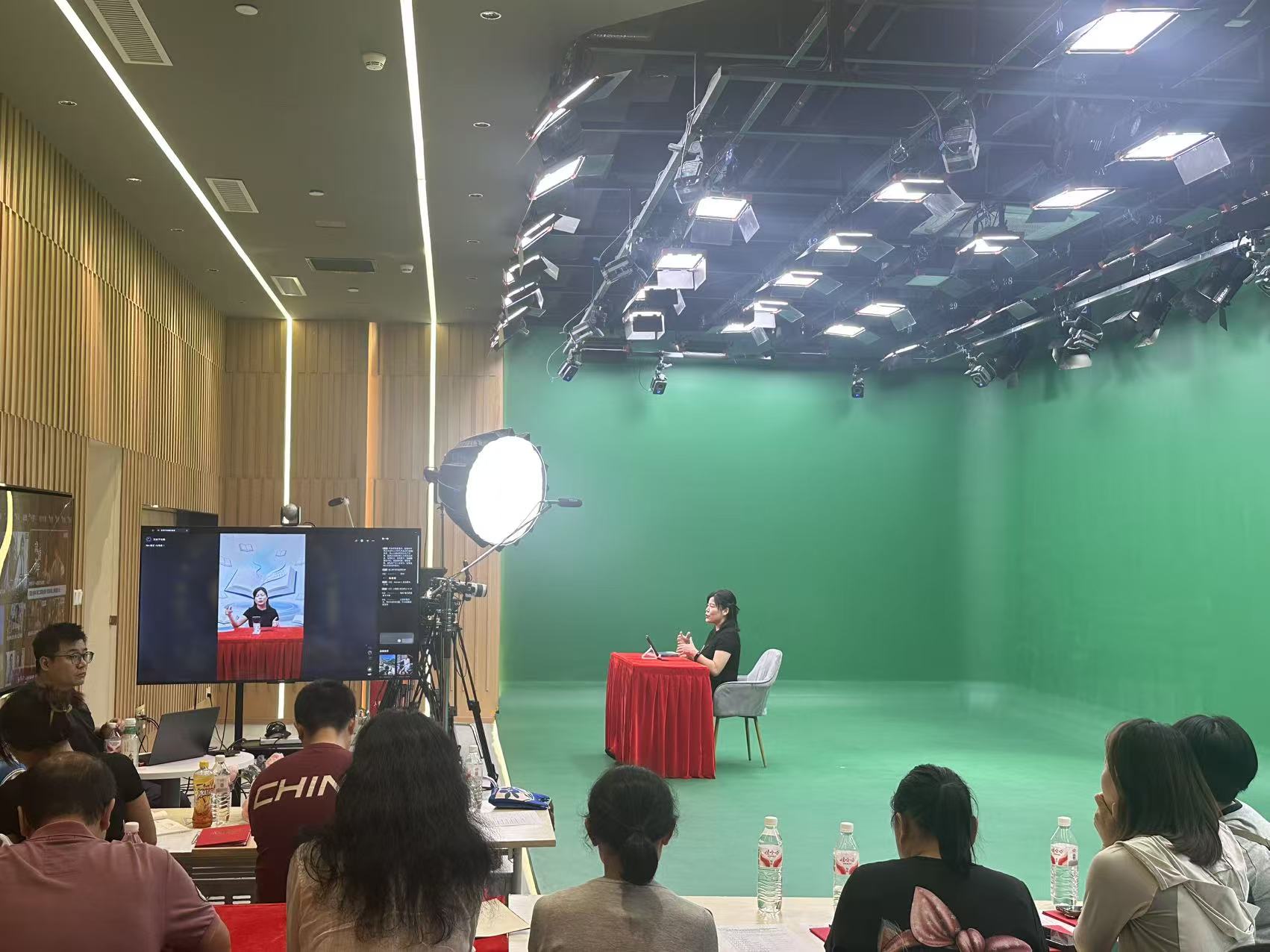 技能赋能见成效  花果山社区“短视频+直播”培训圆满收官