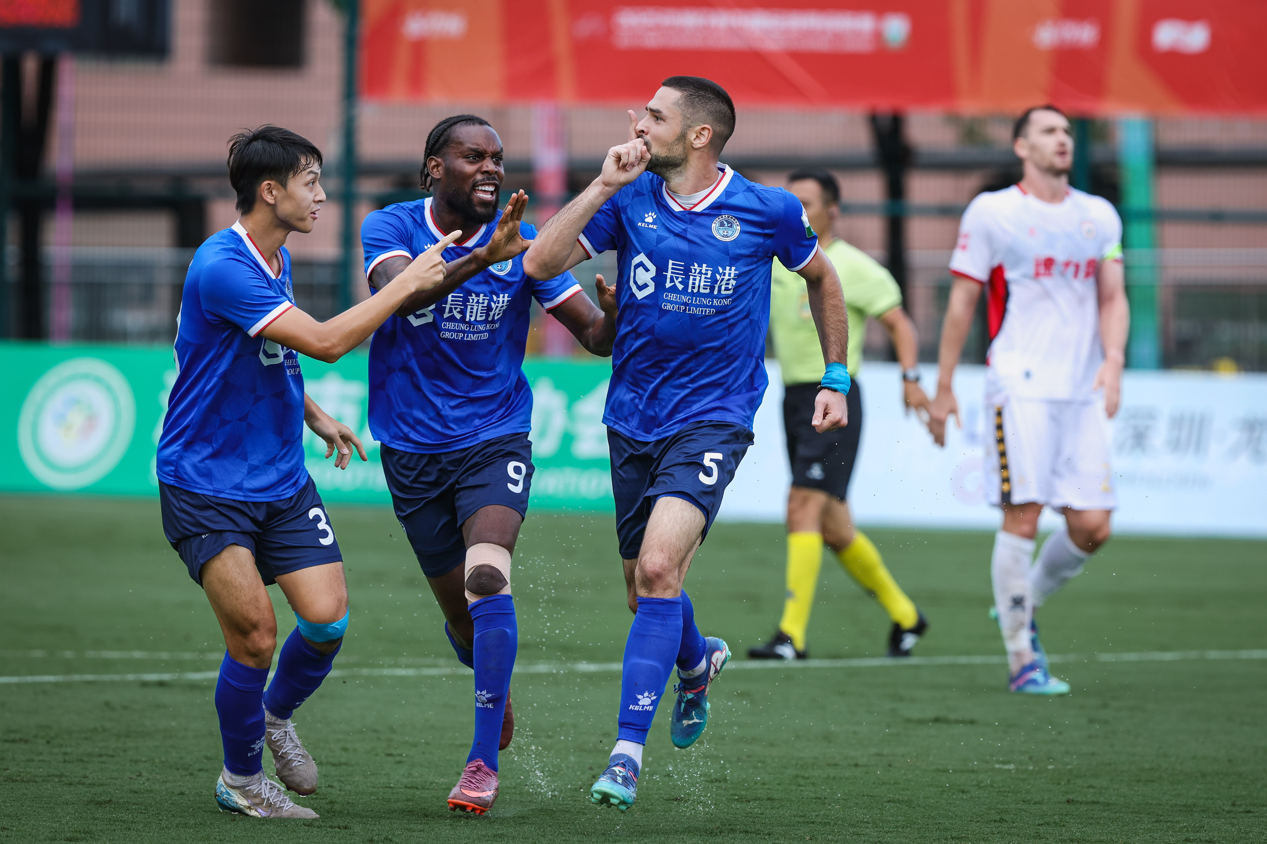 两度两球领先被扳平，深圳青年人3比3陕西联合终结四连败